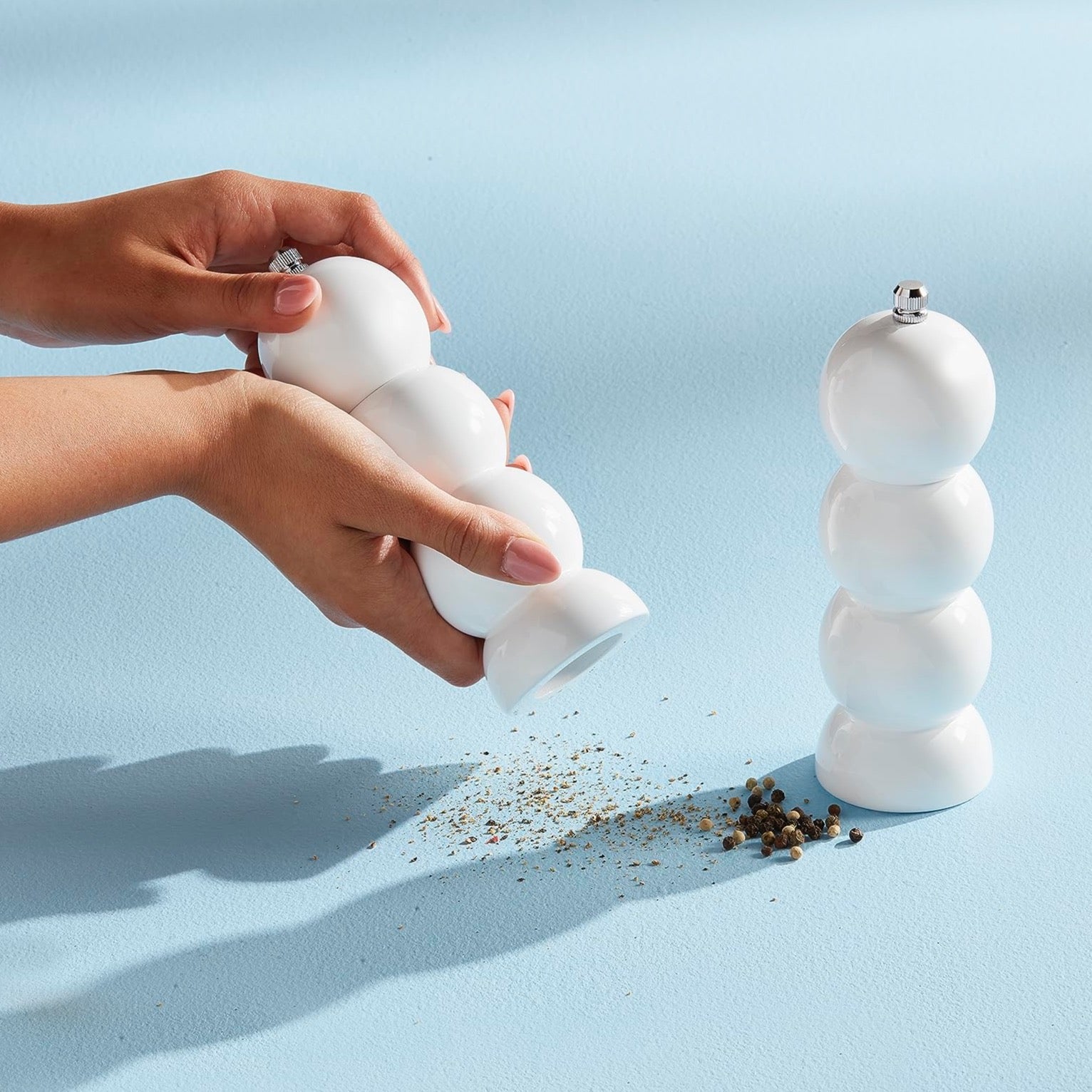 salt & pepper grinder white bauble design
