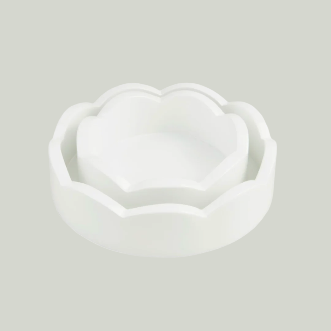 Mini Scalloped white mango wood lacquer Tray
