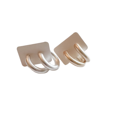 gold or silver chunky hoops