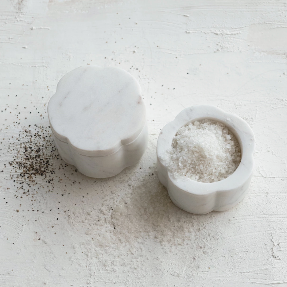 Marble Scalloped Stackable Pinch Pots w/ Lid, White, Set of 2