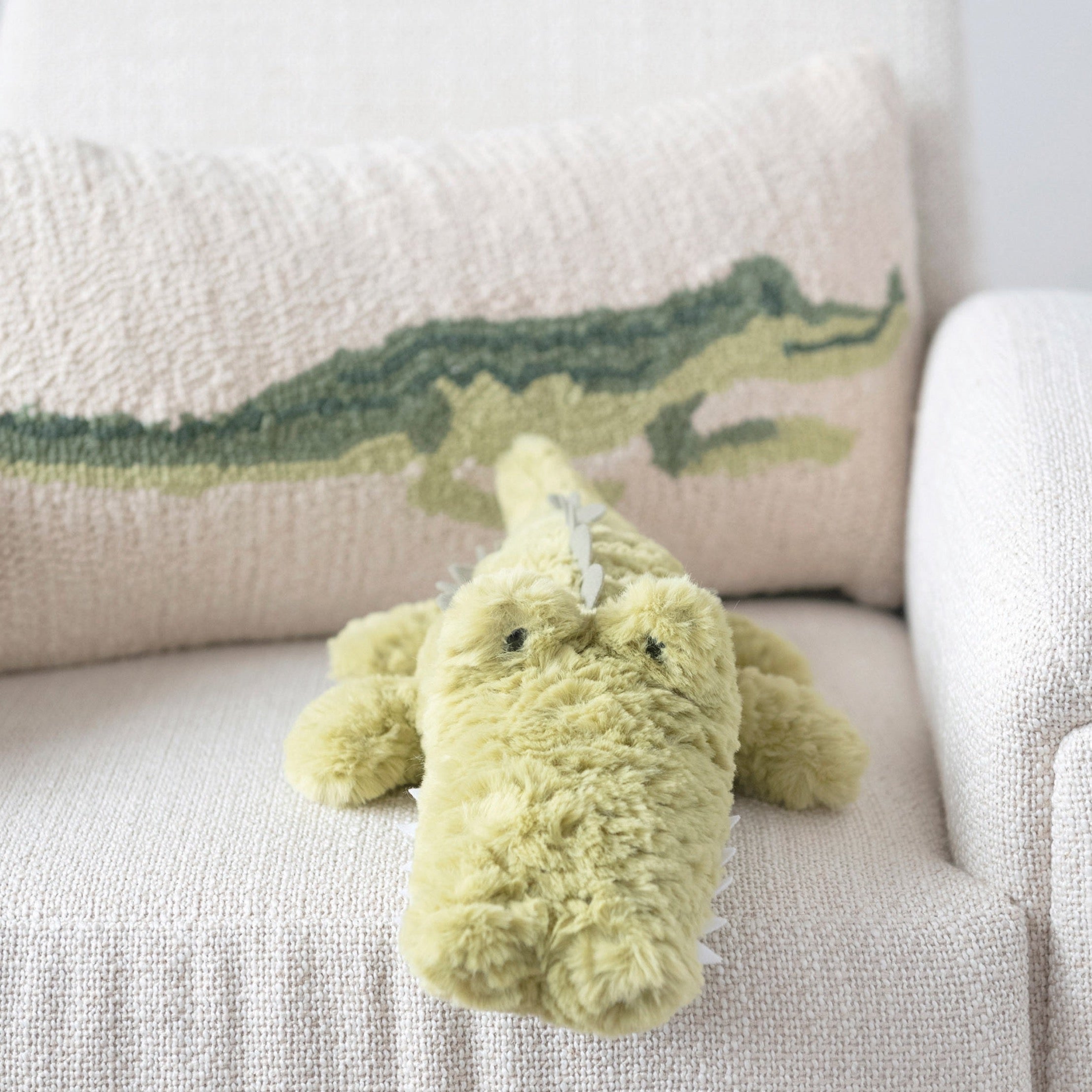 GREEN PLUSH ALLIGATOR
